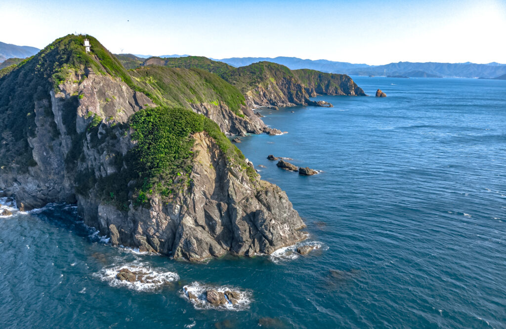 和歌山県有田市 宮崎ノ鼻の海崖